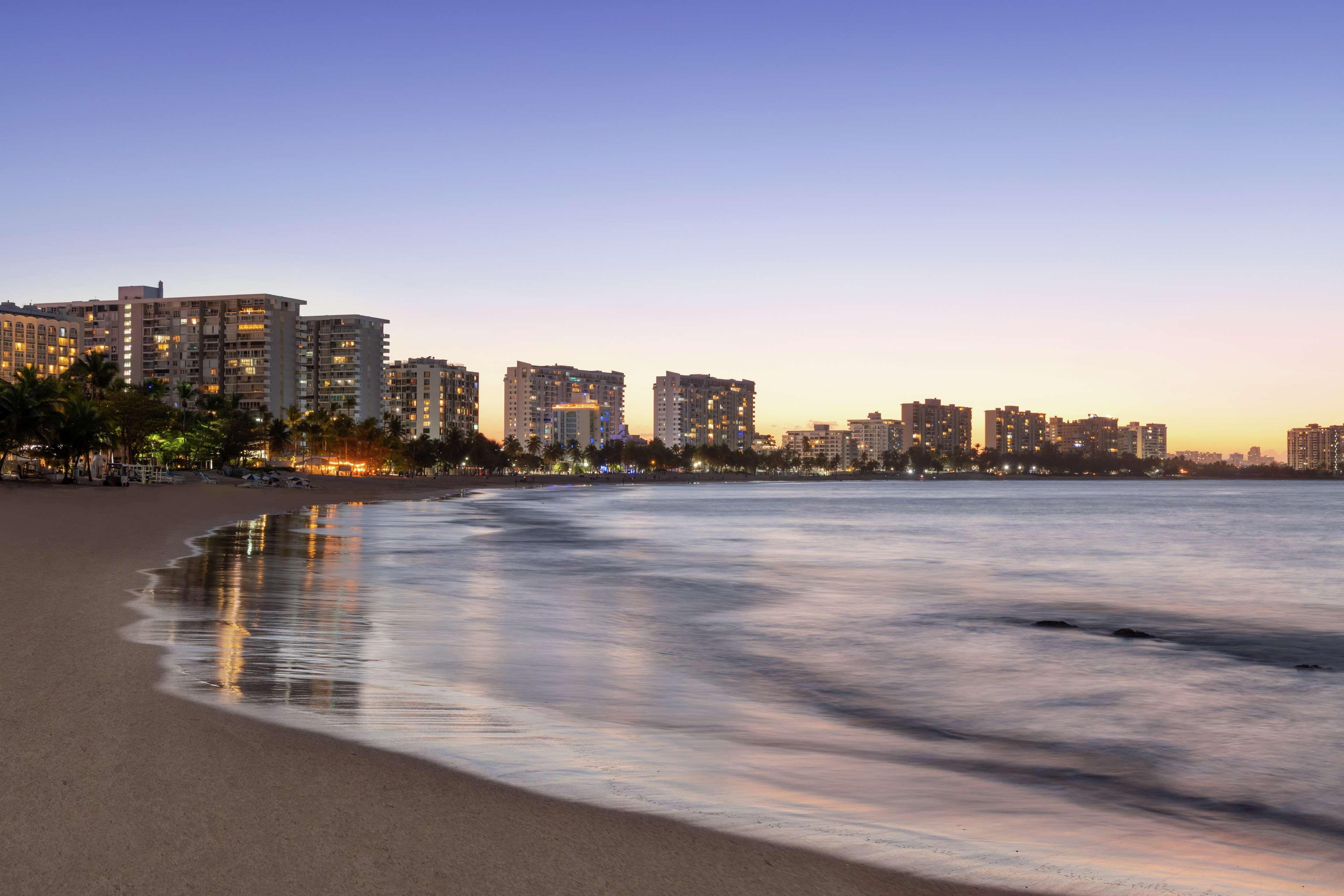 Embassy Suites By Hilton San Juan - Hotel & Casino Exterior foto